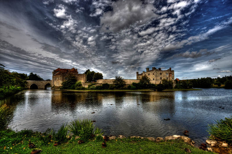 leeds-castle-england-moat-surrounded-by-water